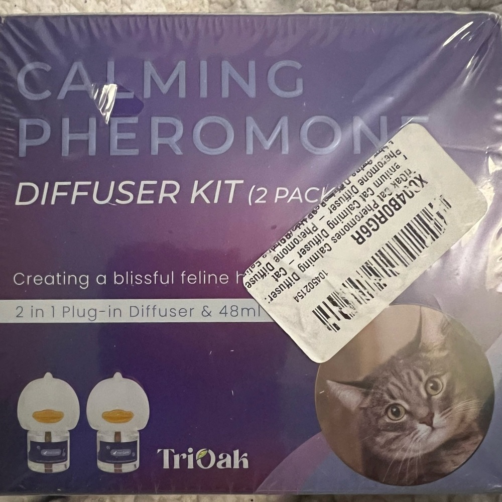 NIB TriOak Cat Pheromones Calming / anxiety Diffuser Kit (2 Pack) plug in